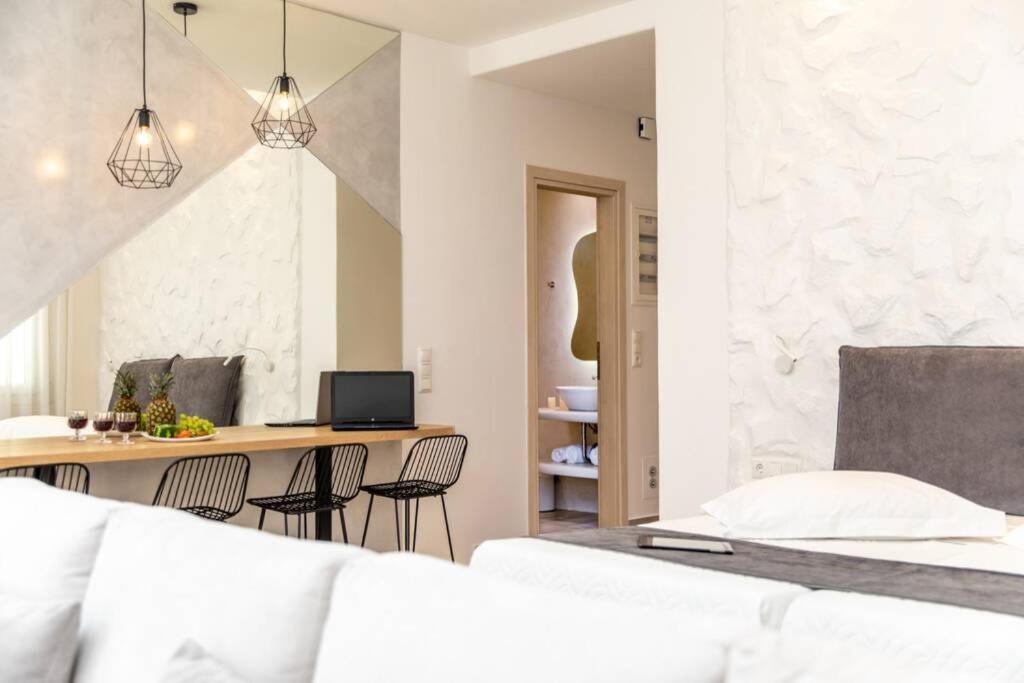 Arktos Luxury Apartment Naxos City 외부 사진