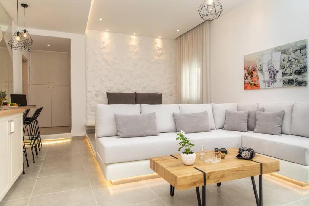 Arktos Luxury Apartment Naxos City 외부 사진